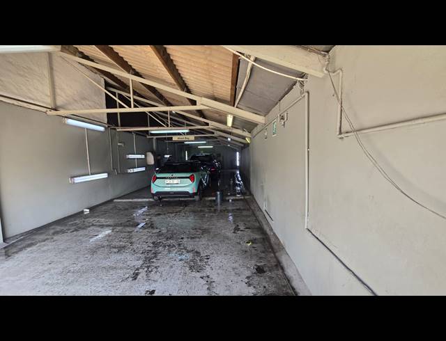 5,267M² BUILDING FOR SALE IN ROSSBURGH